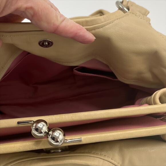 Coach Hand Bag in Beige and Pink - Picture 7 of 9